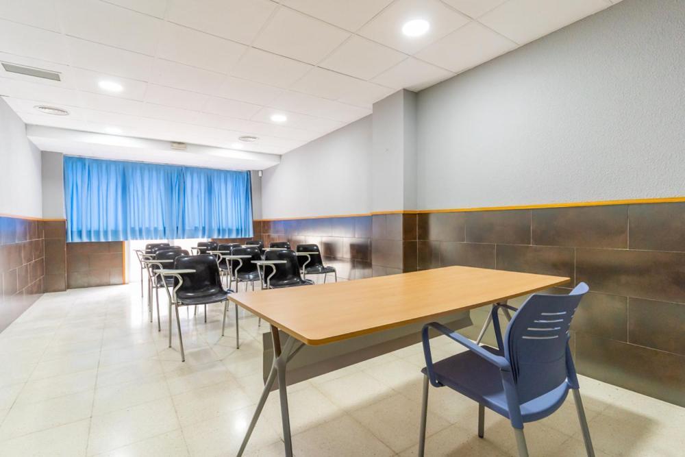 Albergue Inturjoven Sevilla Exterior photo