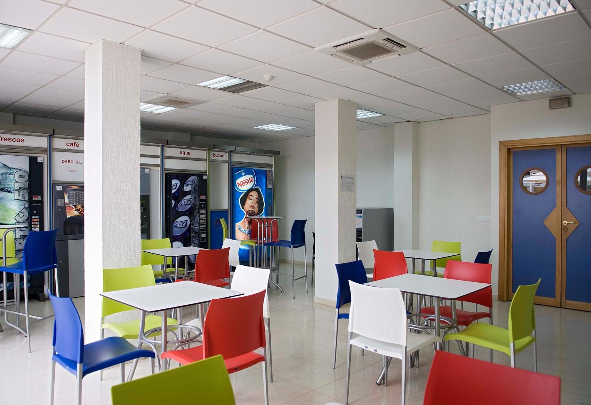 Albergue Inturjoven Sevilla Exterior photo
